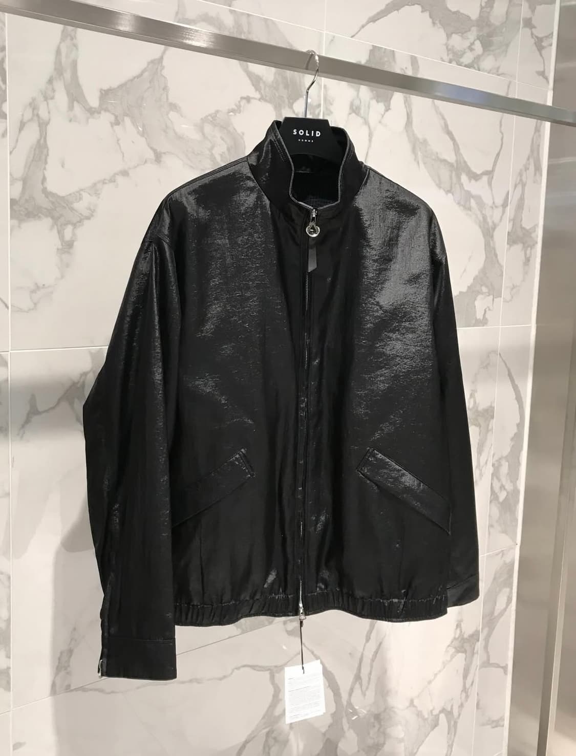 [새상품] 26SS 솔리드옴므 블랙 나일론 블루종 화섬 자켓 상품이미지1