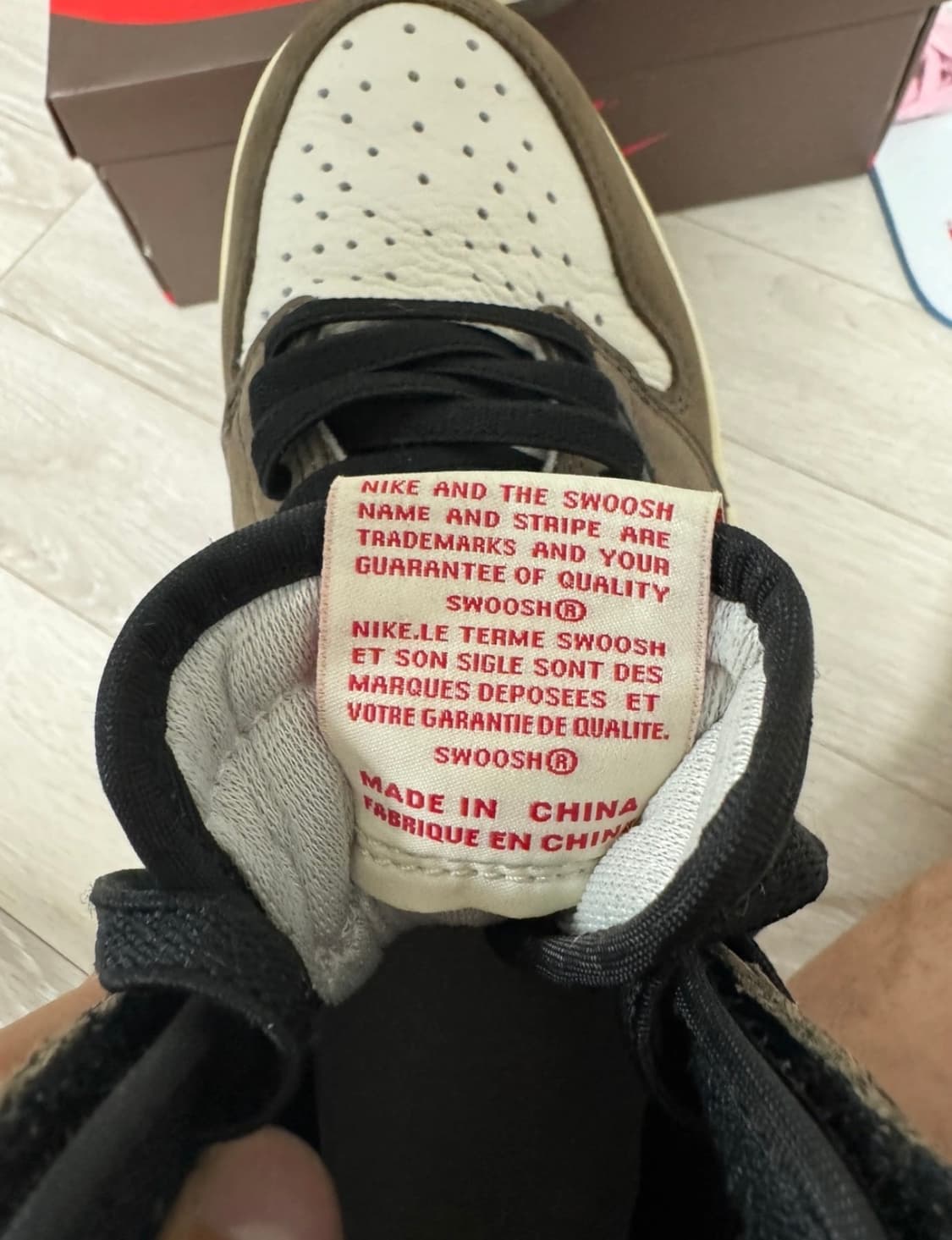 조던1하이 트래비스스캇 상품이미지6