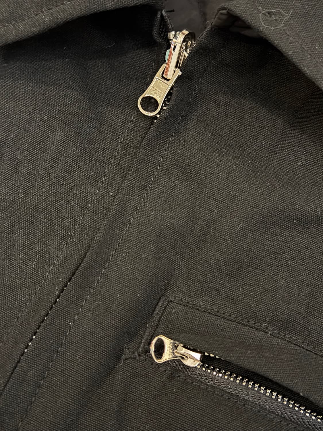 칼하트 WIP 디트로이트 마데라 리버시블 퀼팅 워크자켓 블랙 상품이미지4