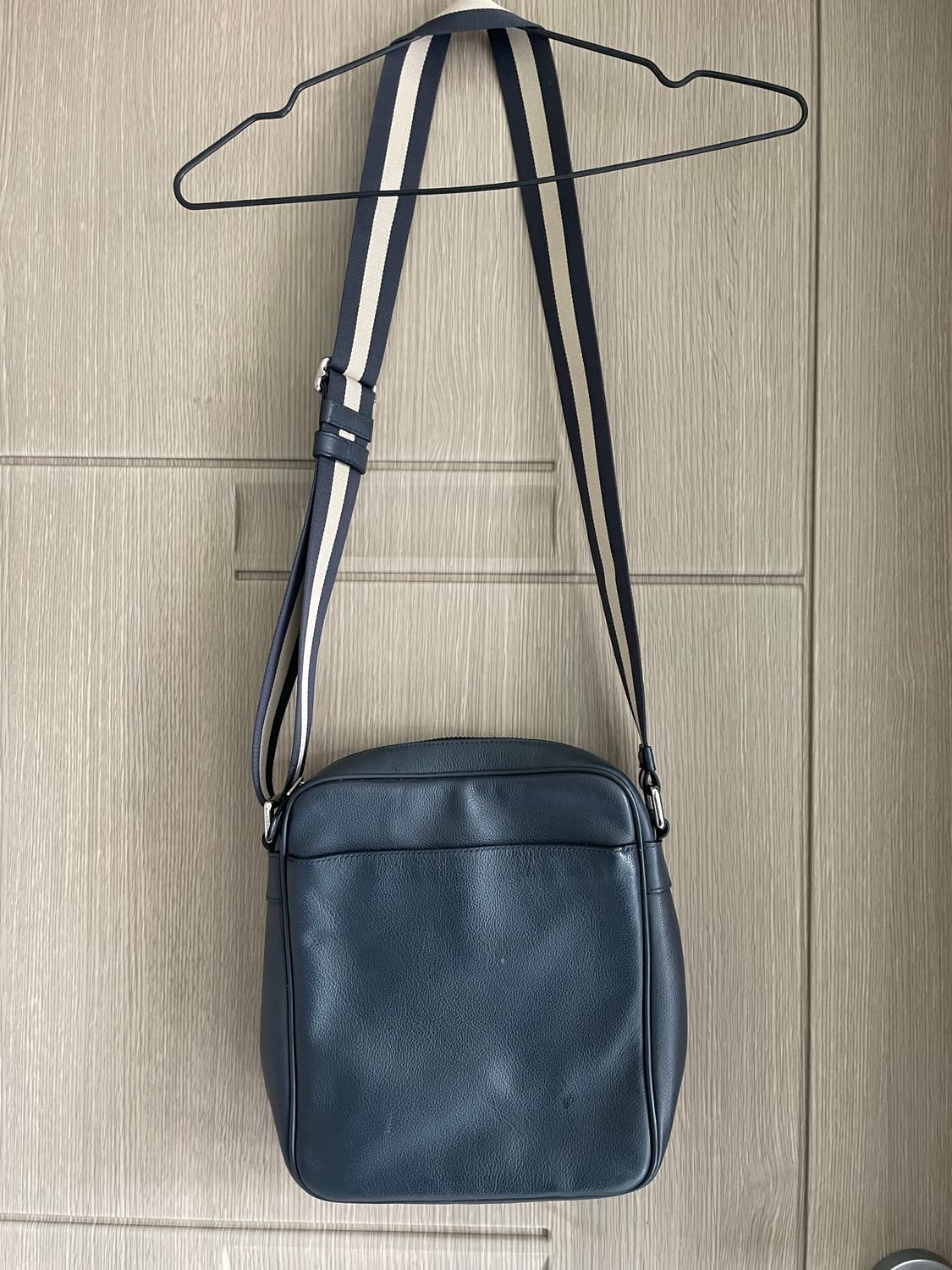 코치 레더 플라이트 크로스백  상품이미지5