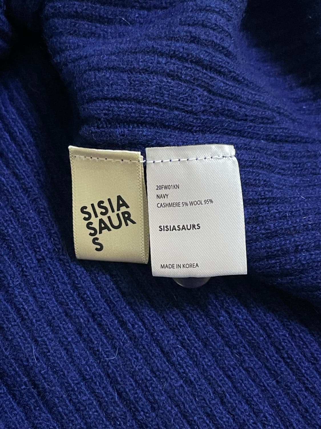 샵오눅(shoponuk) 크롭 가디건 네이비 새상품 상품이미지8