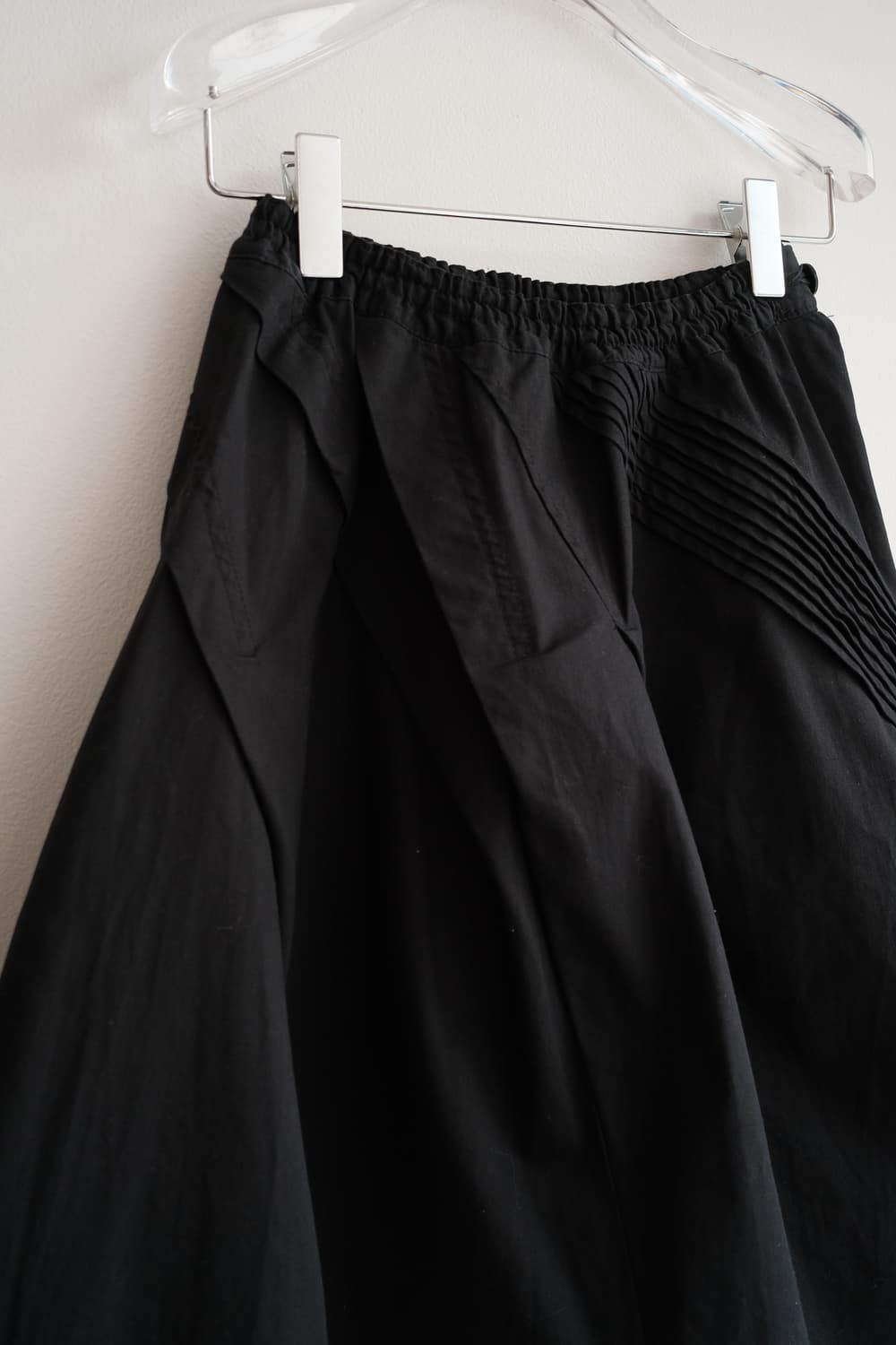 Tuck detailed skirt 상품이미지3