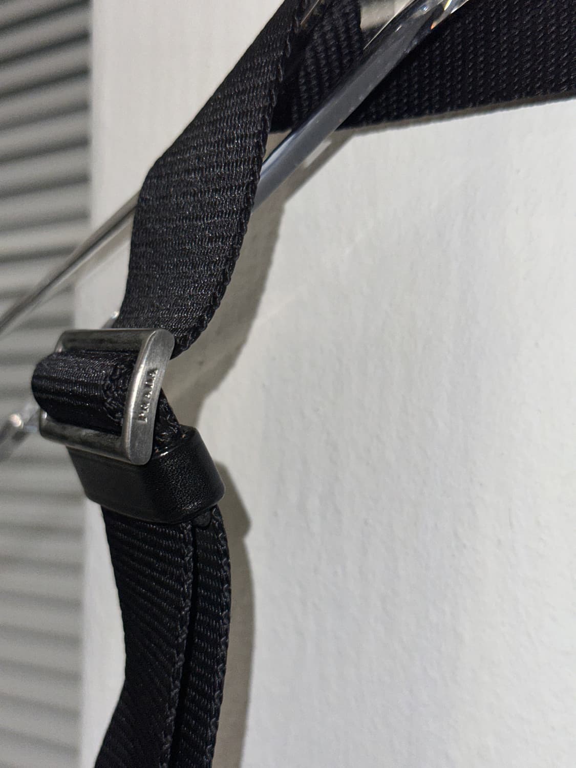 프라다 삼각로고 메신저 크로스백 딥브라운  상품이미지6