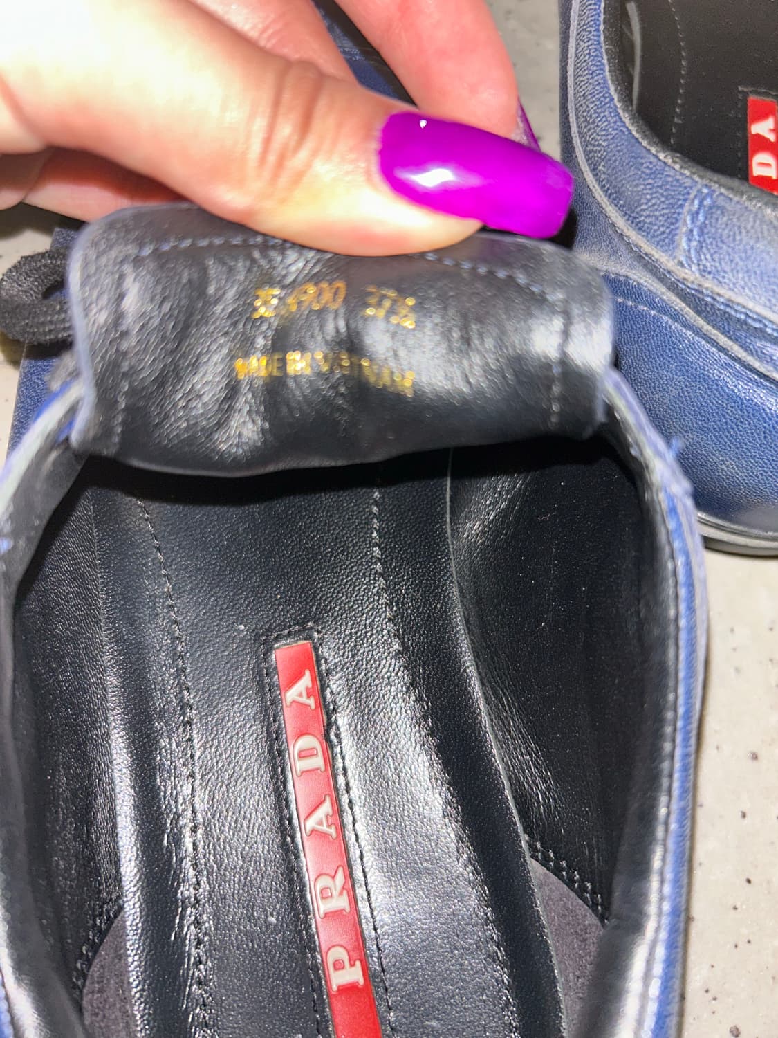 Prada Low Top Sneakers Blue 상품이미지3