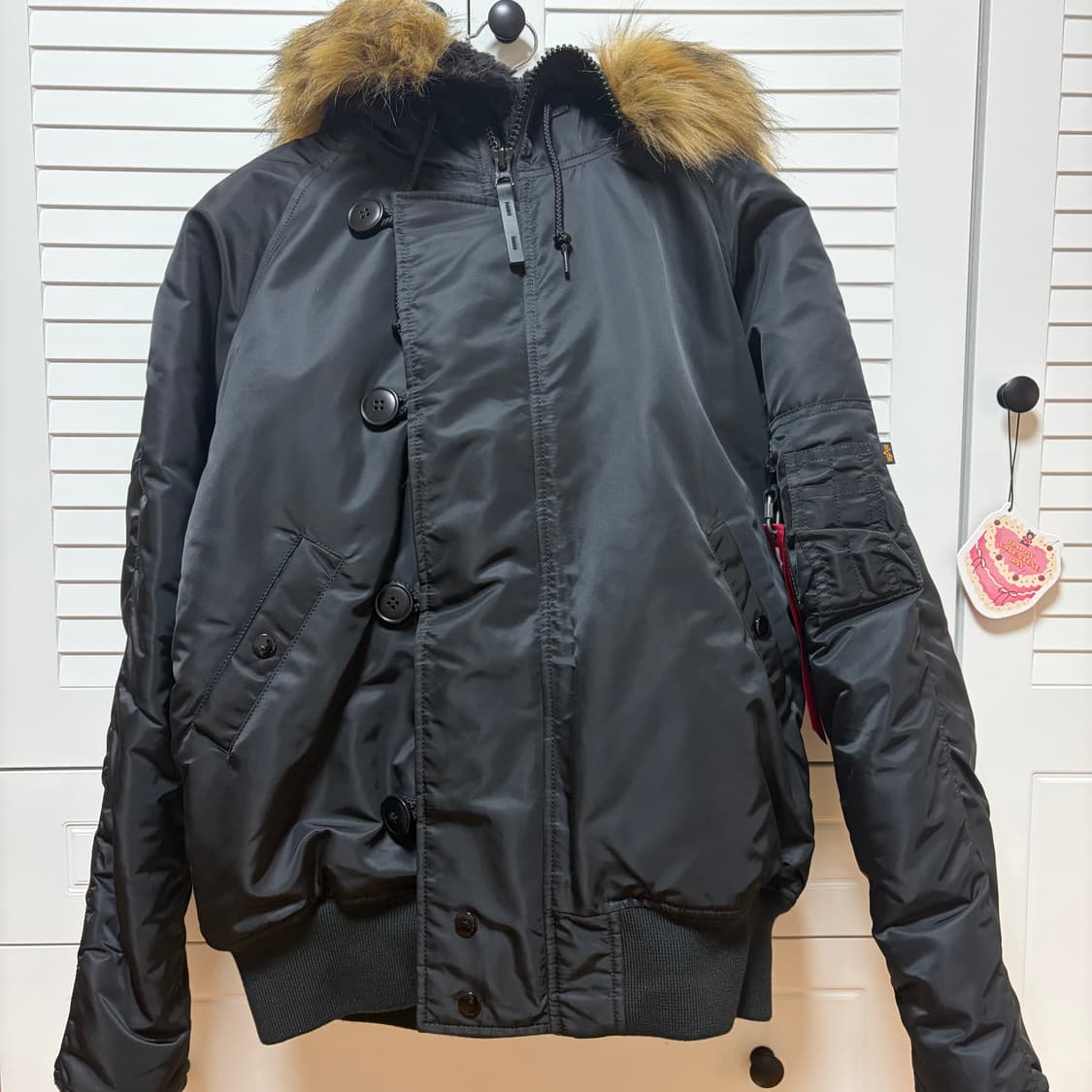 알파인더스트리 N-2B 항공자켓 블랙 /  상품이미지2