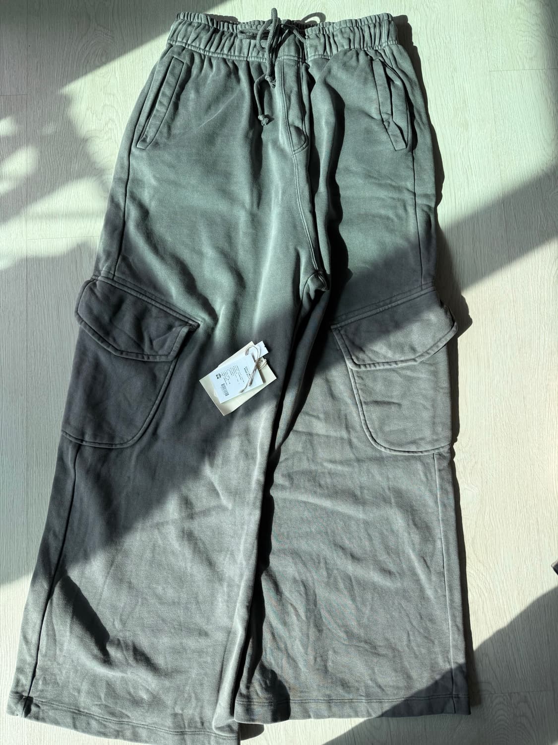 [3] 폴리테루 휴먼인덱스 휴먼카고 스웻팬츠 더티그레이 팝니다 상품이미지1