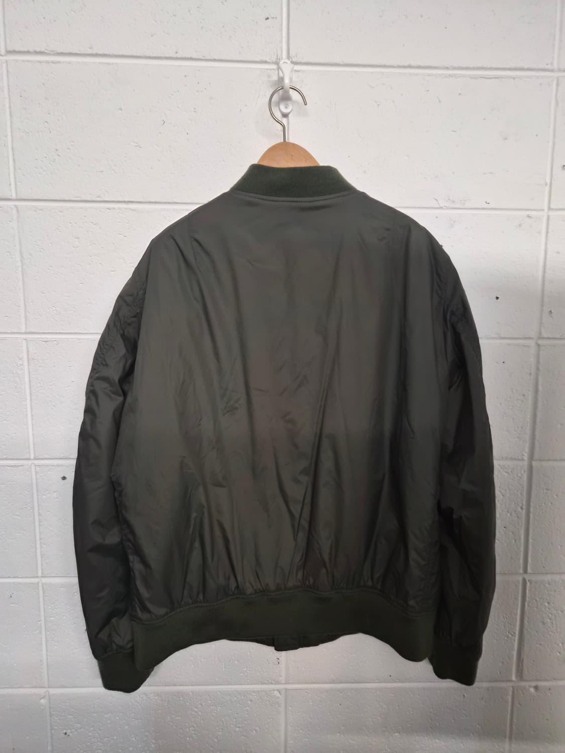 XL) 유니클로 MA-1 점퍼 팝니다 상품이미지2