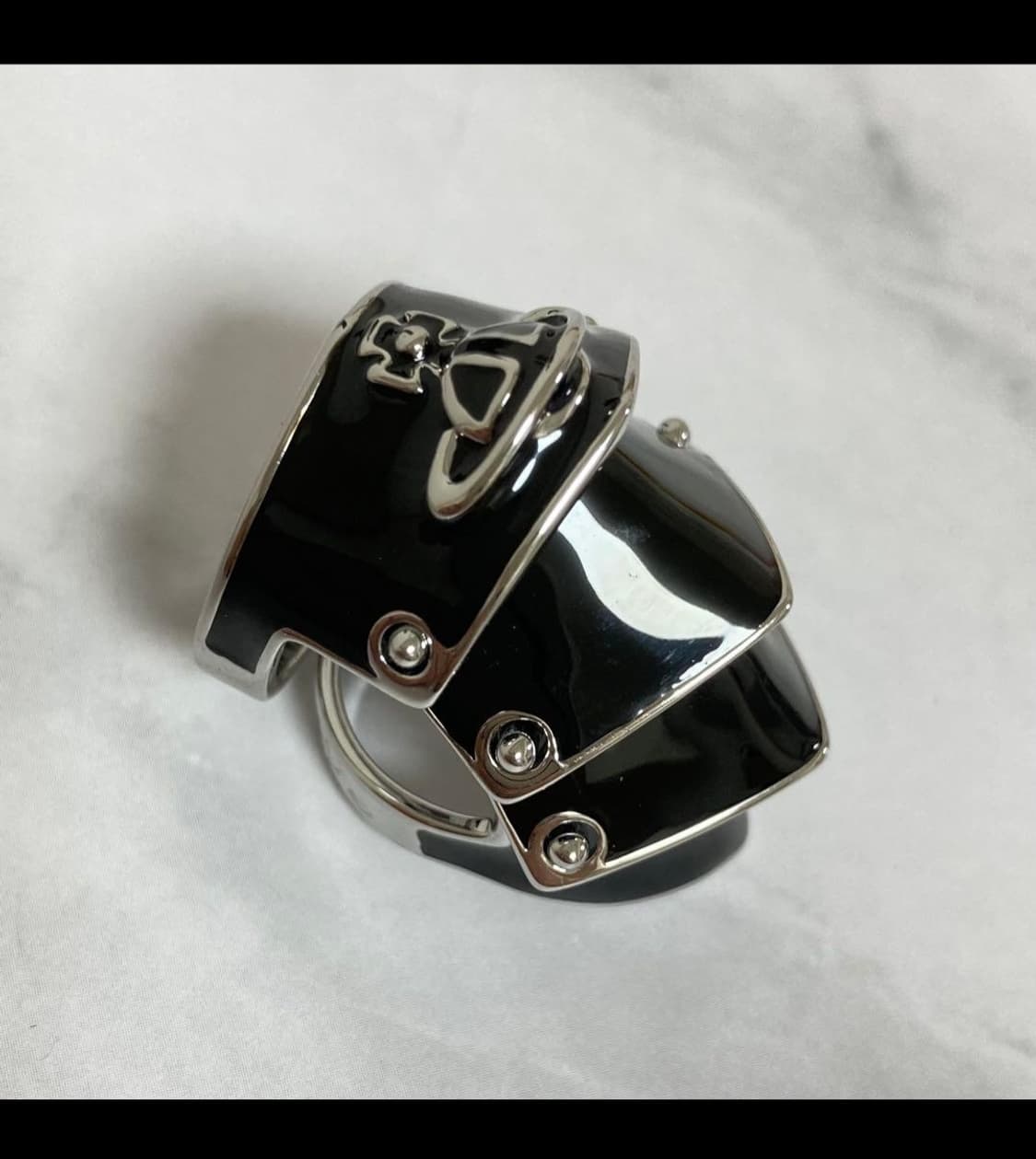 비비안웨스트우드 아르테미스링 너클링 상품이미지1