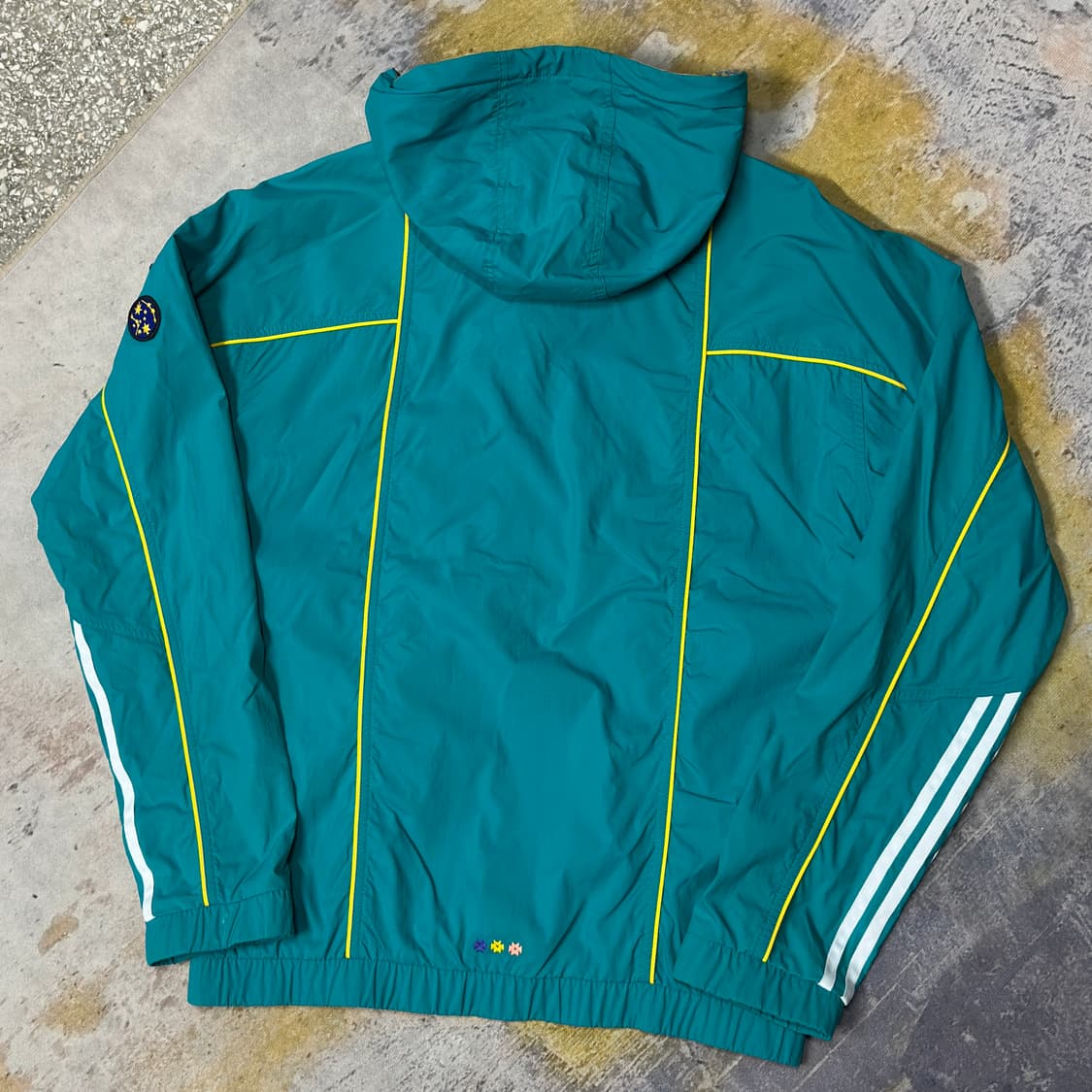 아디다스 퍼렐윌리엄스 윈드브레이커 아노락 XL 상품이미지3