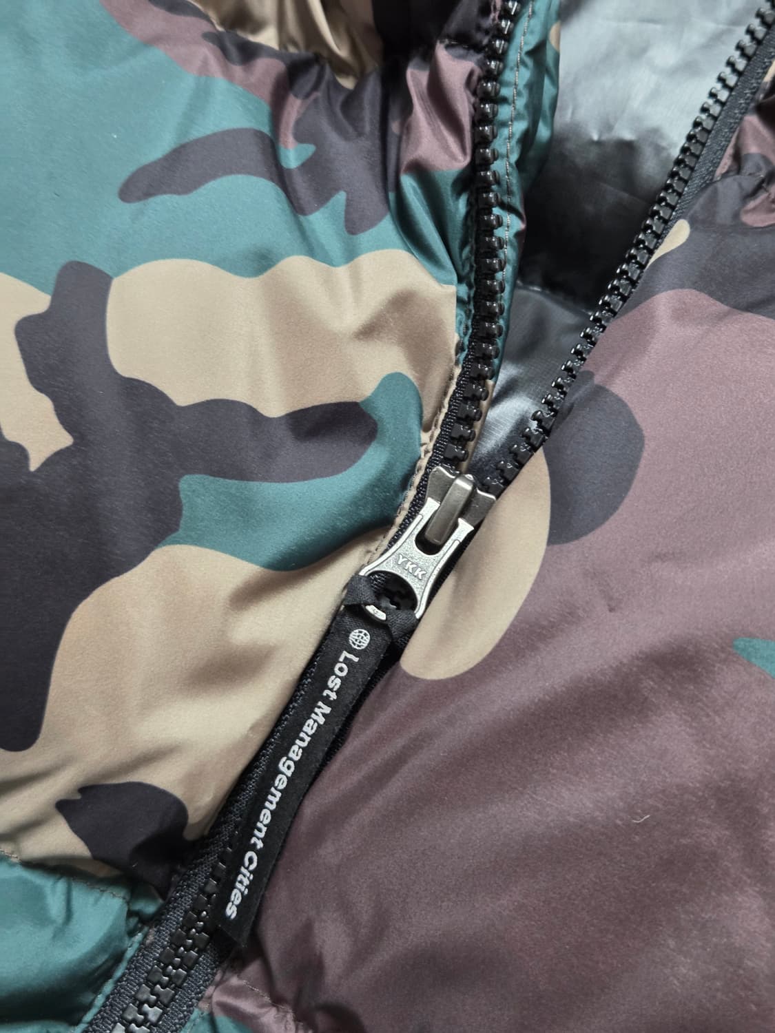 LMC OG PUFFER DUCK DOWN 눕시 카모 패딩 L 상품이미지7