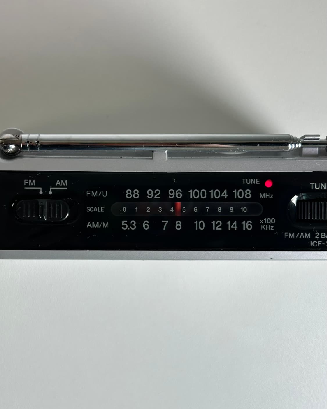 SONY ICF‑304 빈티지 라디오 상품이미지5