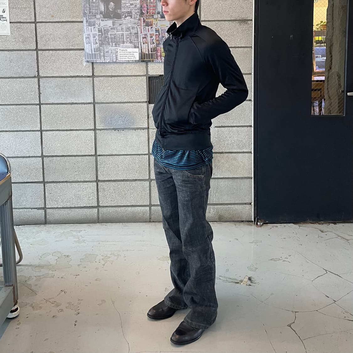 엔헐리우드 벨루어 스트라이프 티셔츠 상품이미지2