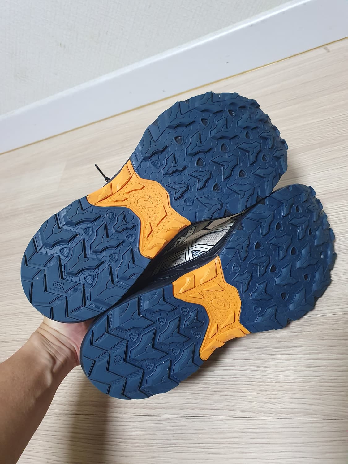 아식스 젤 벤츠9 와이드 운동화 275 상품이미지7