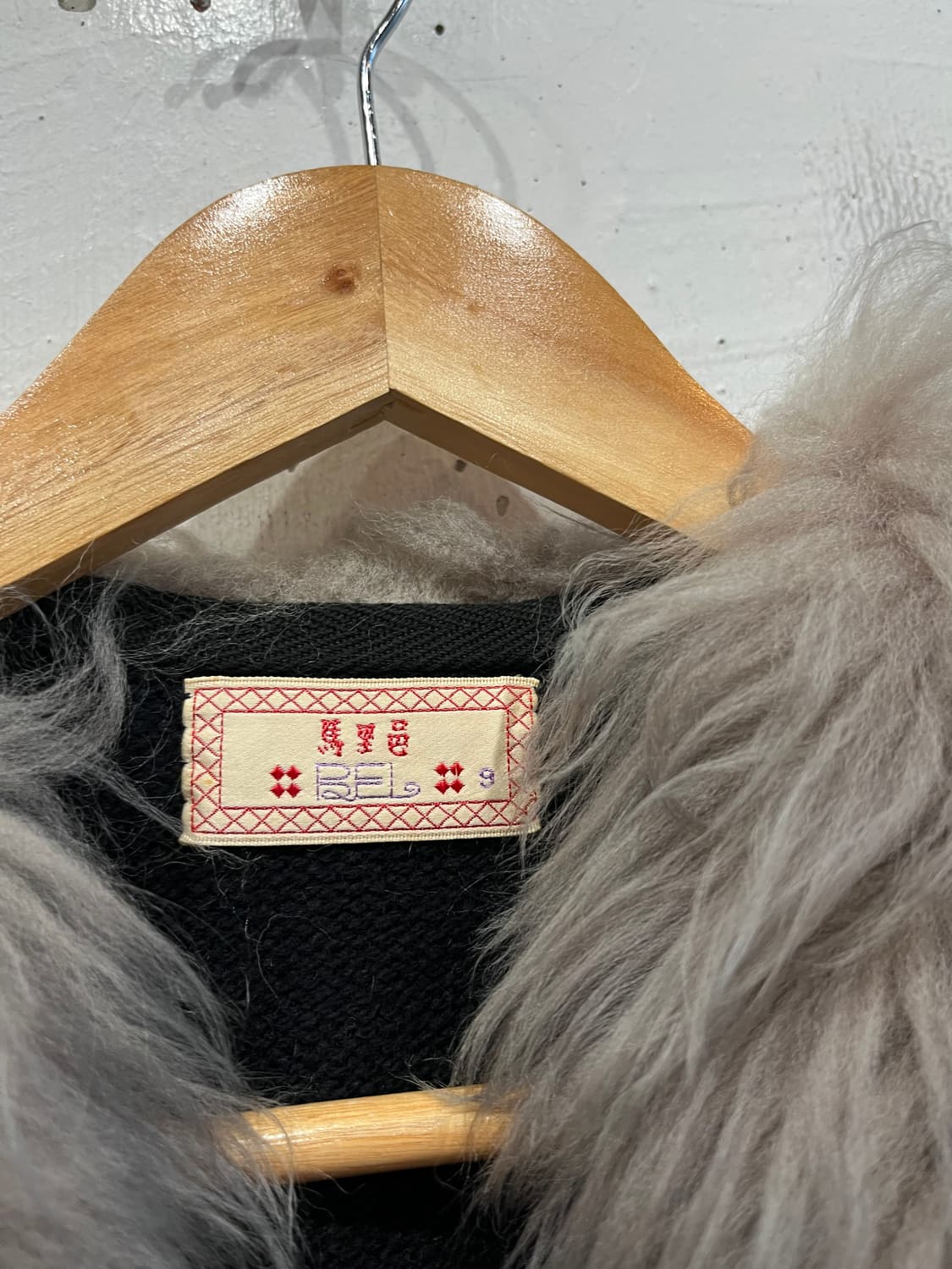 JPN 양털 울 자수 베스트 조끼  상품이미지4