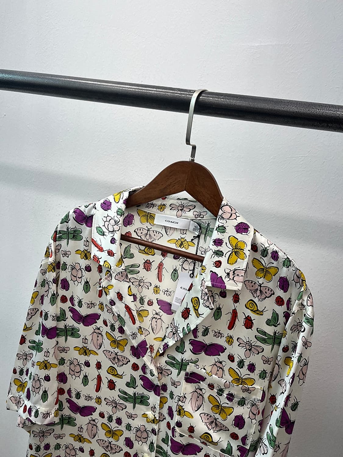 여) 코치 실크 패턴 오버셔츠  상품이미지3
