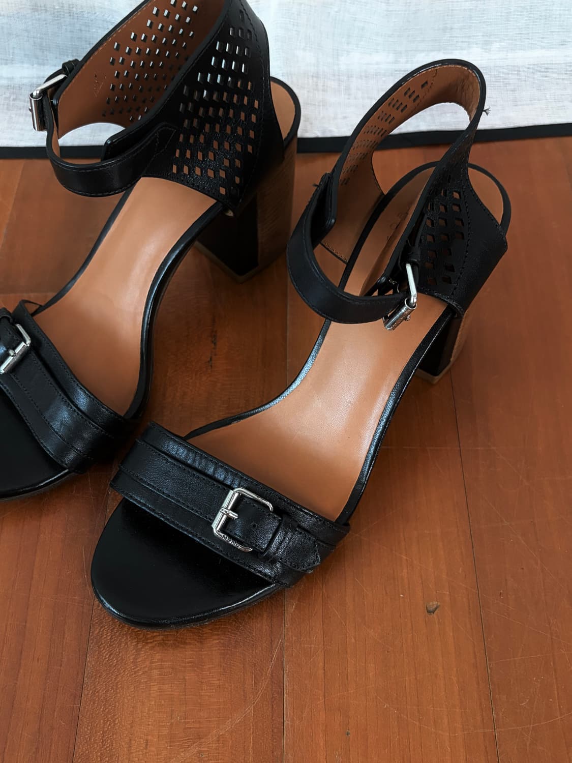 Marc by Marc Jacobs buckle sandal heel 상품이미지1