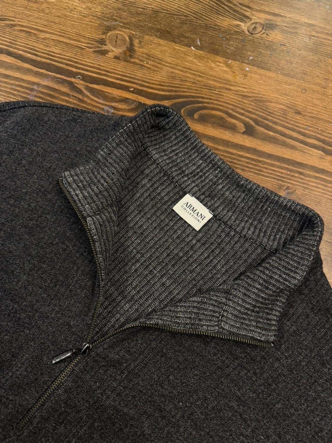 아르마니 꼴레지오니 짚업 니트 105 상품이미지8