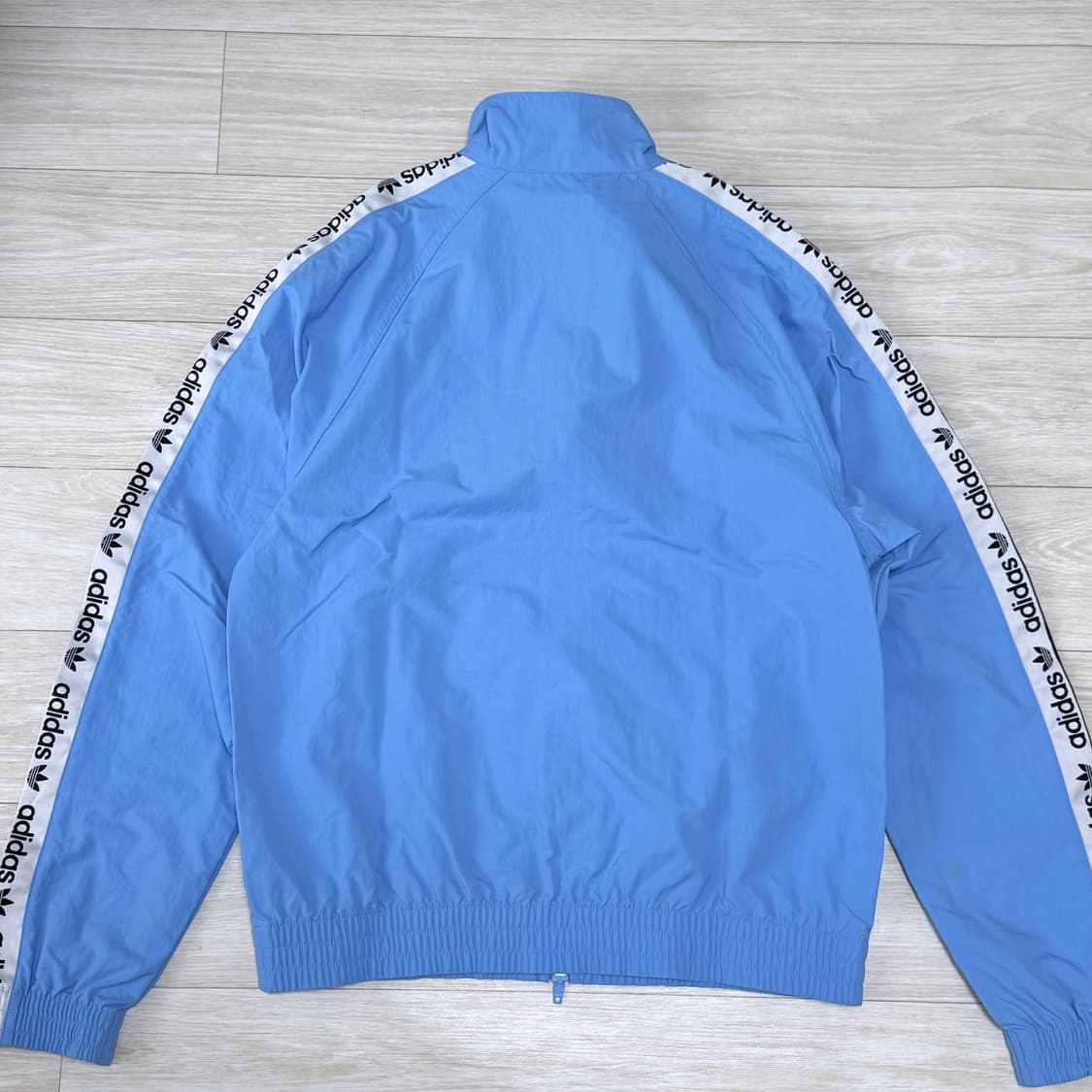 아디다스 우븐 트랙탑 바람막이 저지  상품이미지4