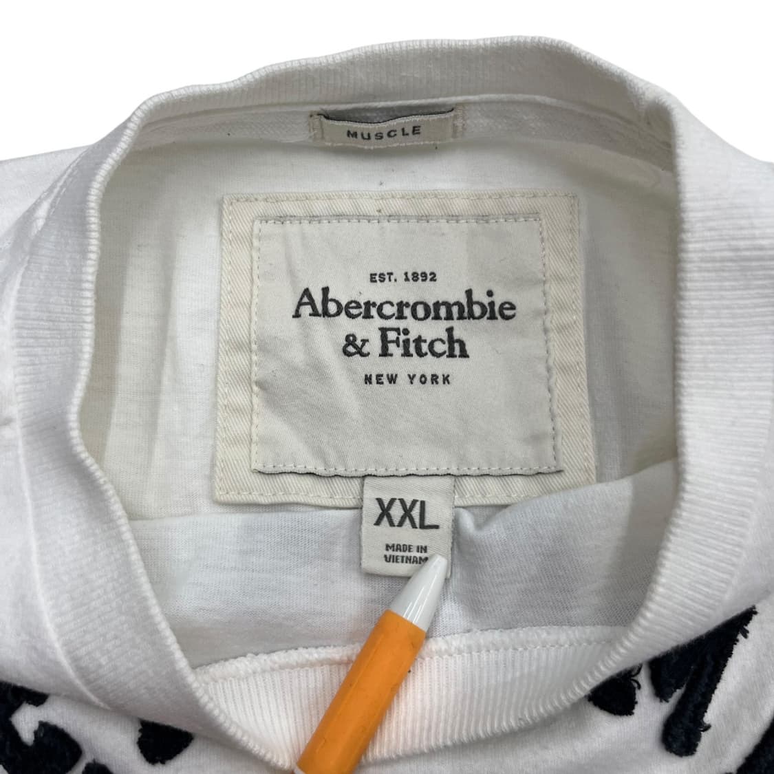 아베크롬비 네이비 패치 화이트 반팔 2XL 상품이미지5