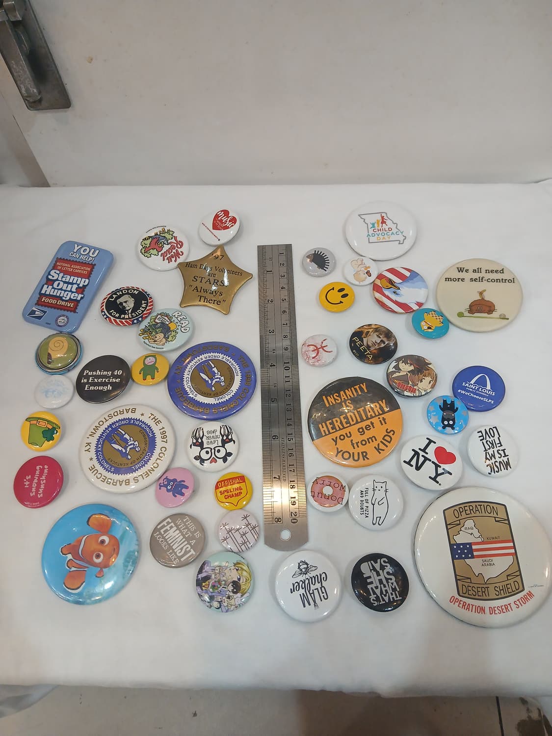 빈티지 틴 뱃지 상품이미지1