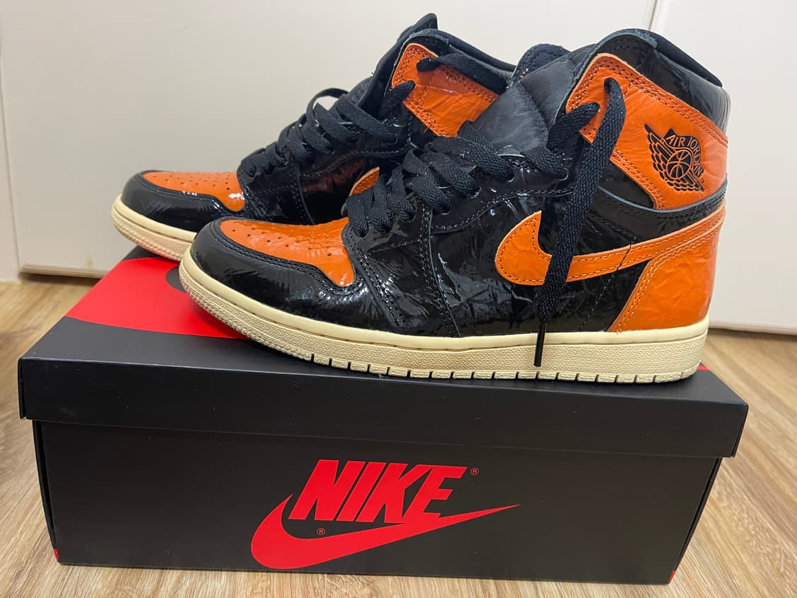 조던1 레트로 하이 쉐터드 백보드 3.0 Mens 상품이미지2