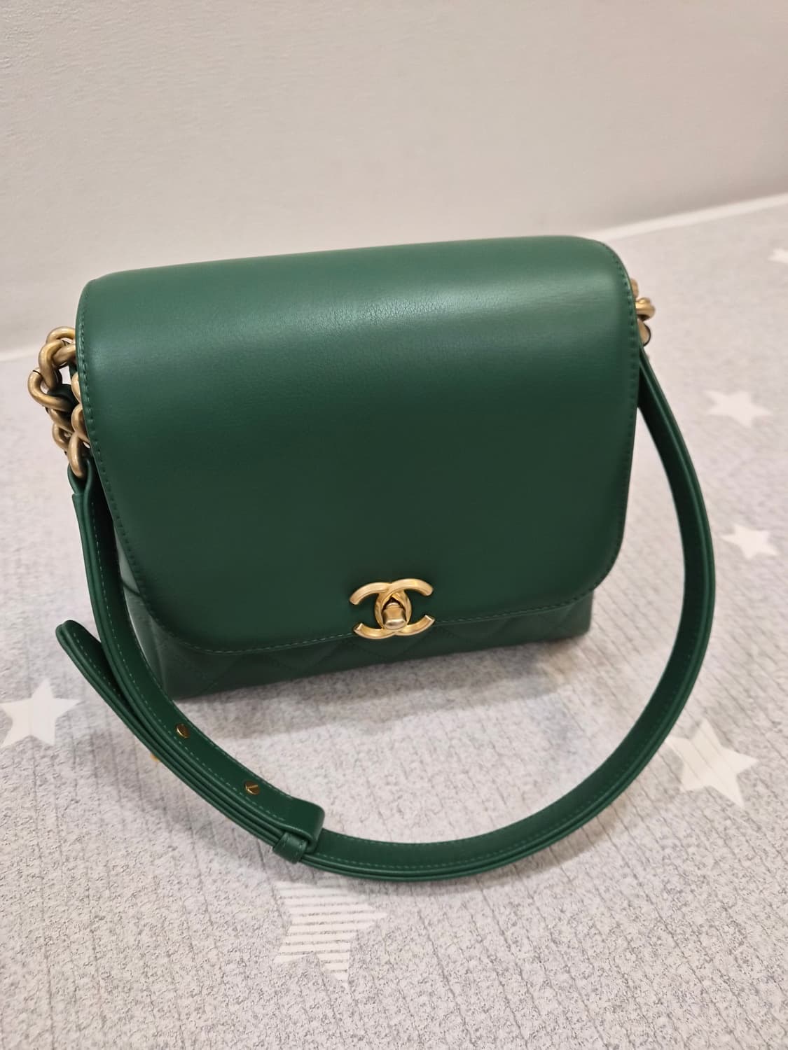 샤넬시즌플랩백 상품이미지1