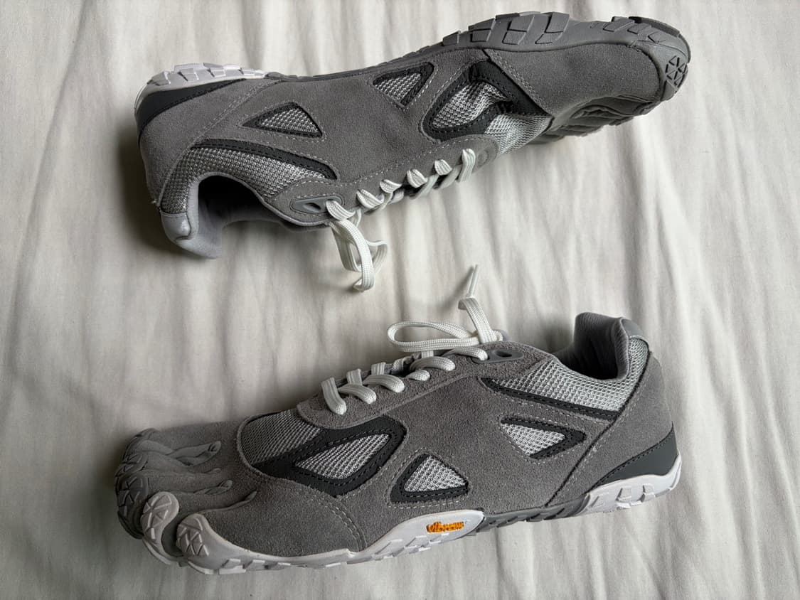 타카히로미야시타 더 솔로이스트 x 수이코크 닌 런 솔 파이브핑거스 그레이 상품이미지2