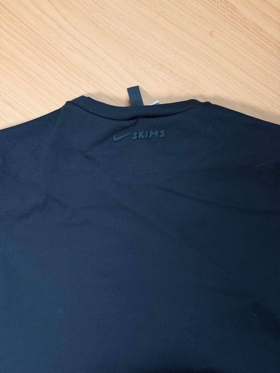 Nike Skims 패드 베이비 티셔츠 (매트) 상품이미지2