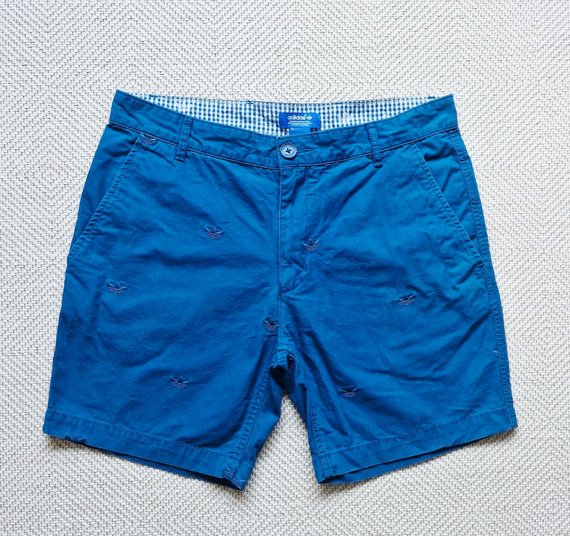 아디다스 멀티 자수 치노 쇼츠 33 상품이미지1