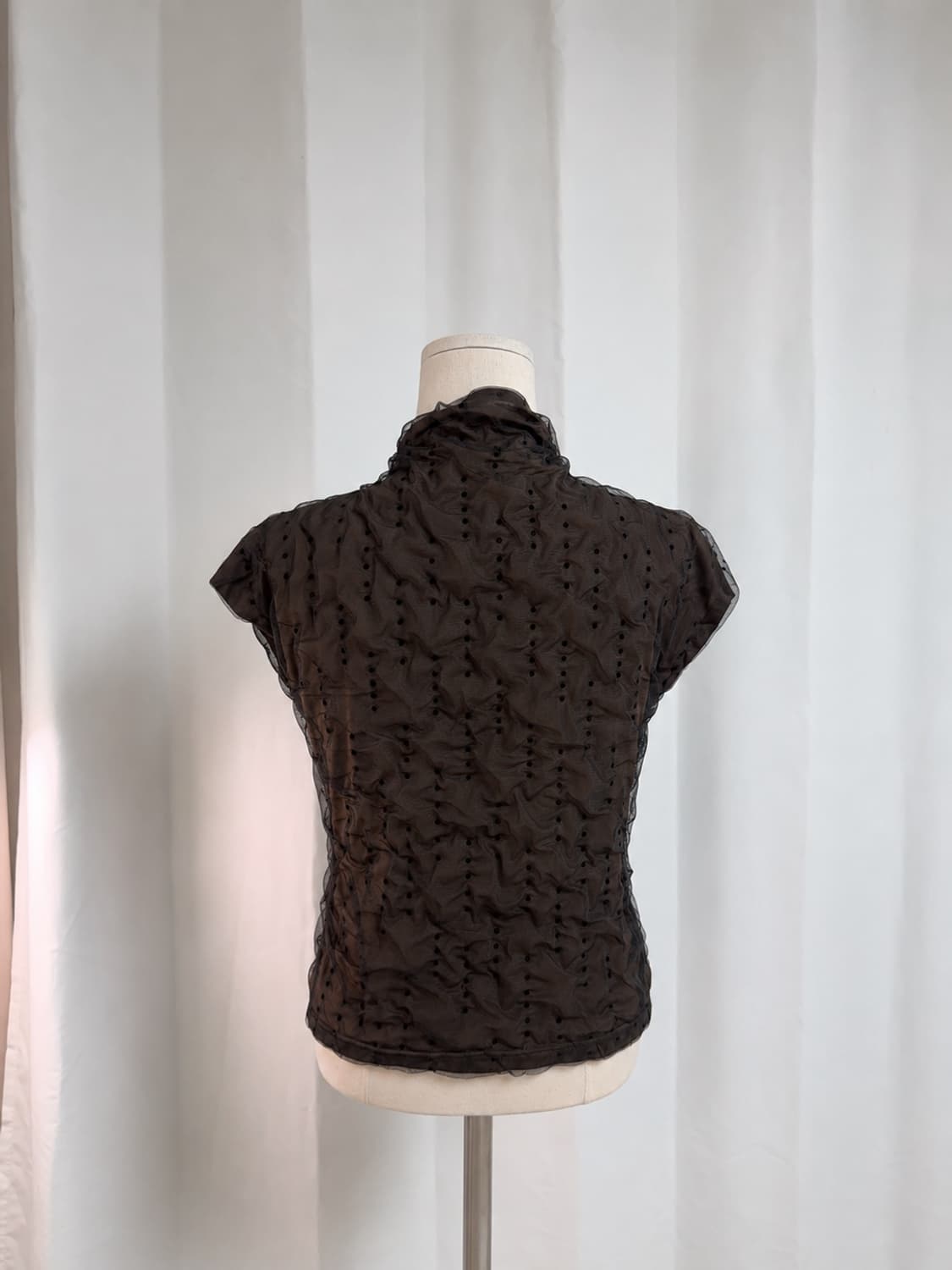 Mesh Dot High Neck Top 상품이미지3
