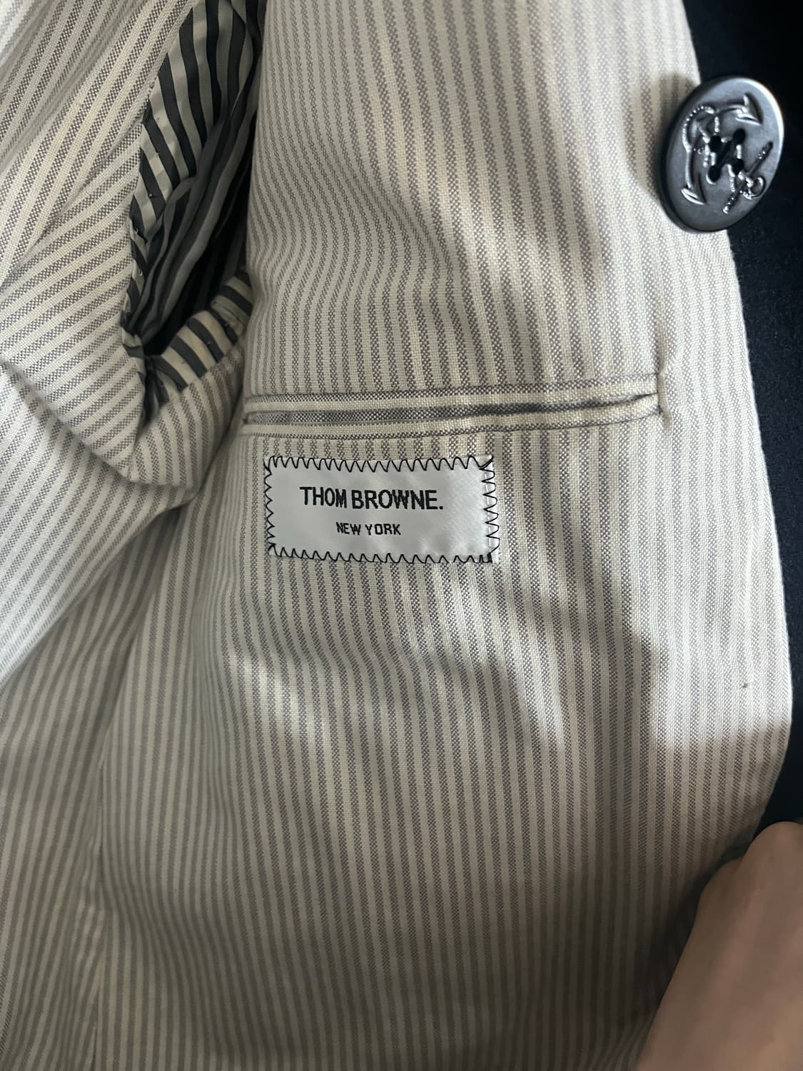 톰브라운 피코트 상품이미지2