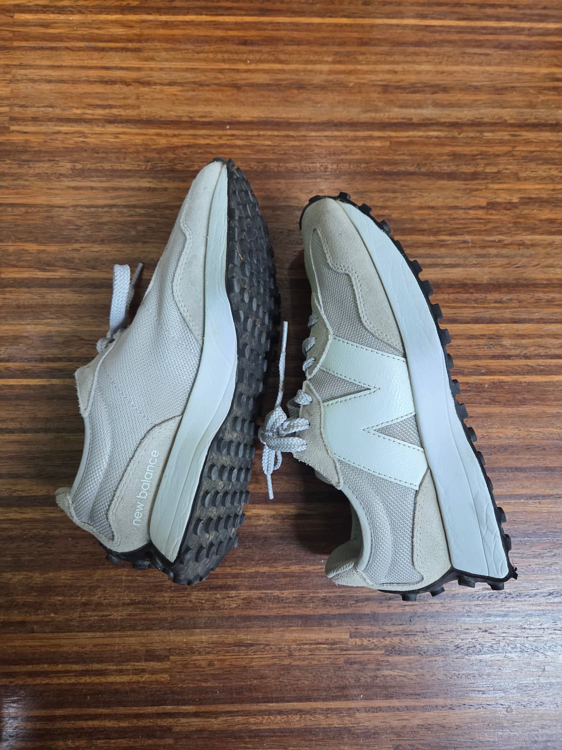 뉴발란스 327 그레이 245 상품이미지1