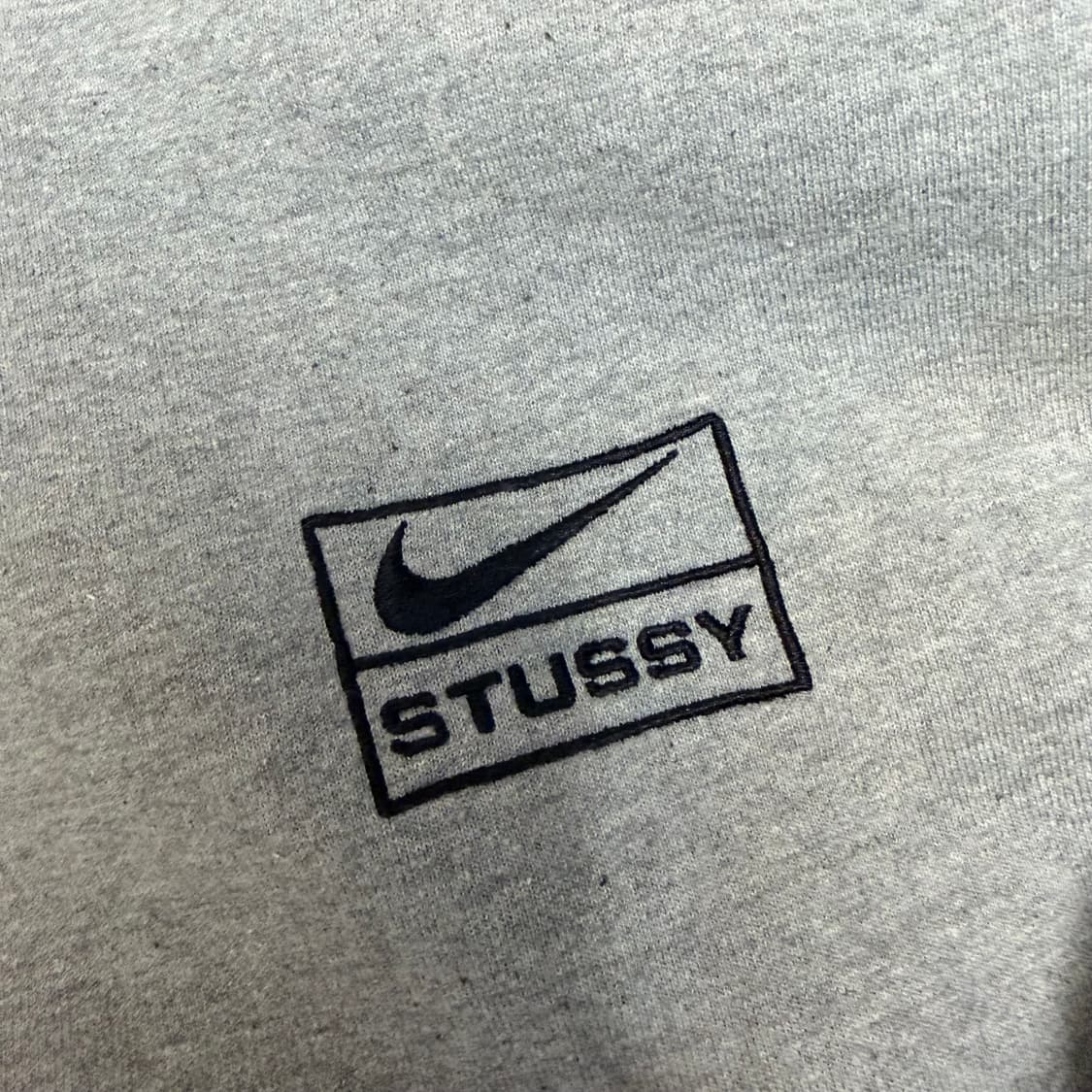 [L] 나이키 x 스투시 NRG RA 풀오버 후드 다크 그레이 헤더 상품이미지2