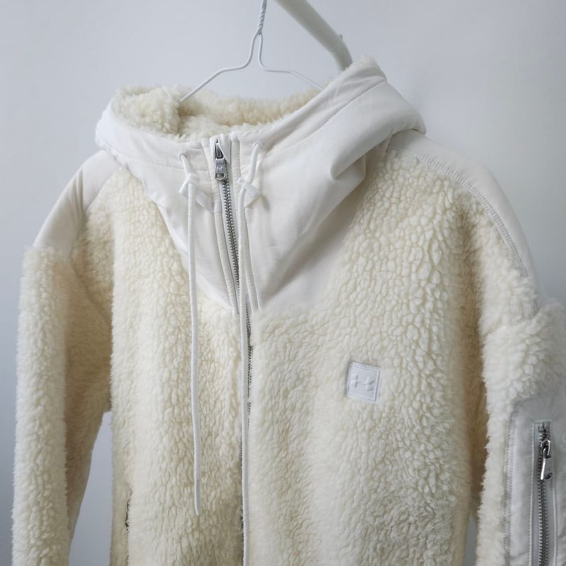 언더아머 양털 후드집업 M 상품이미지3