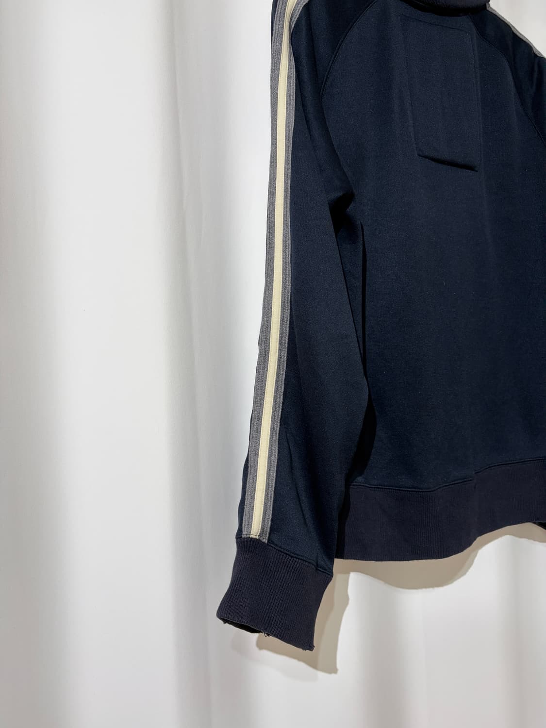 Abercrombie & Fitch zip up 상품이미지4