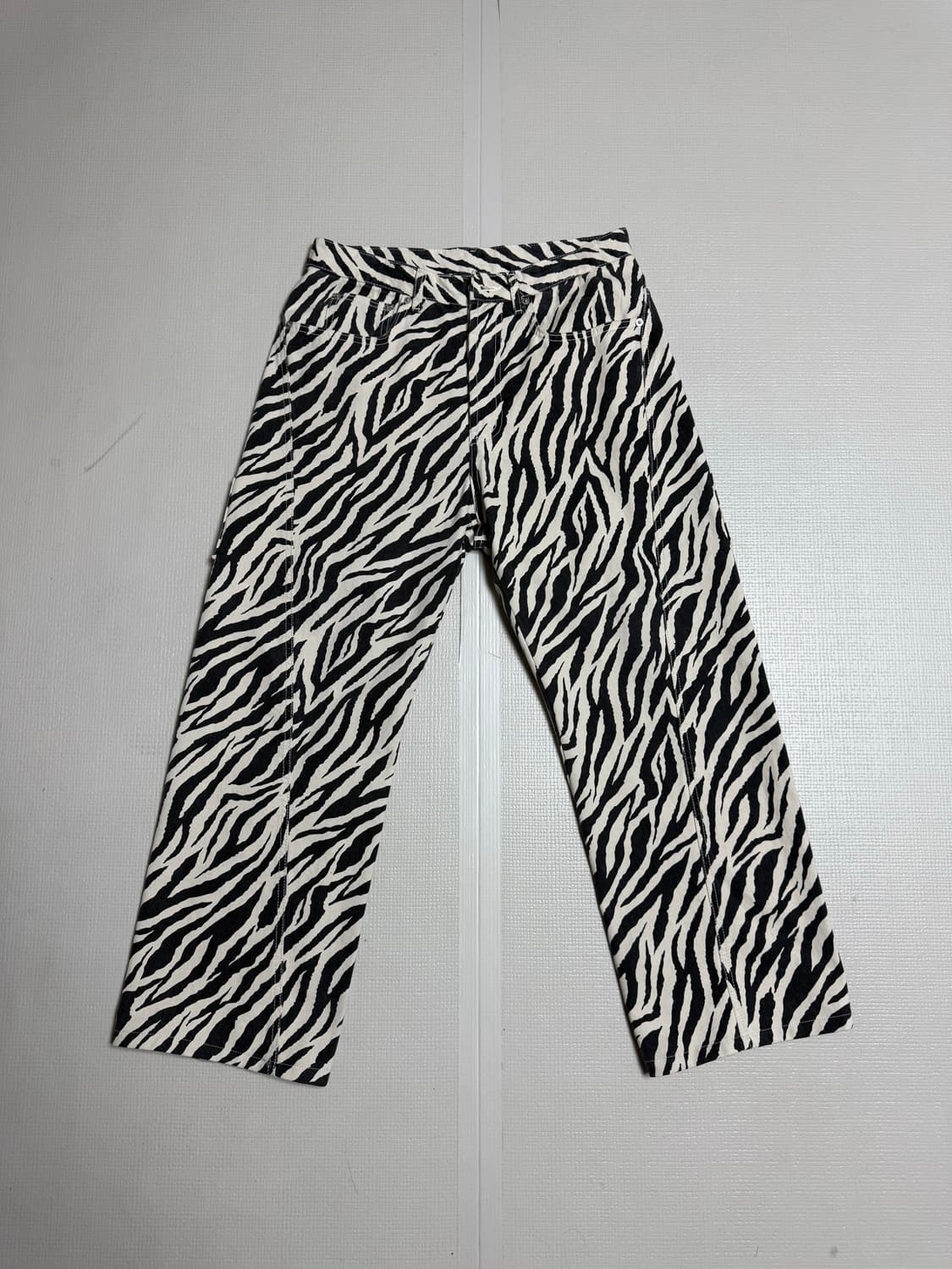 웨스켄 지브라데님 팬츠 상품이미지1