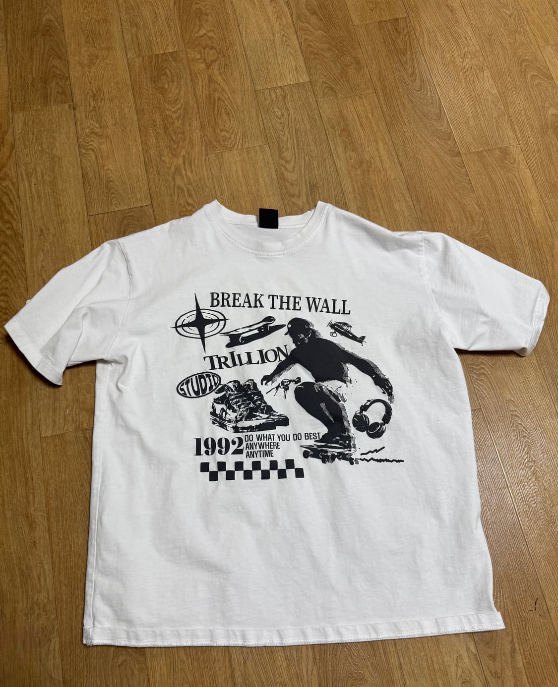 Trillion 반팔티 상품이미지1