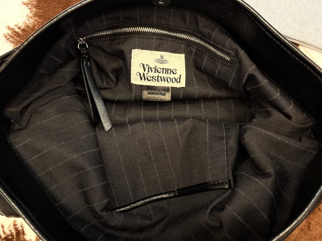 비비안웨스트우드 블랙 낸시 호보백 숄더백 상품이미지5