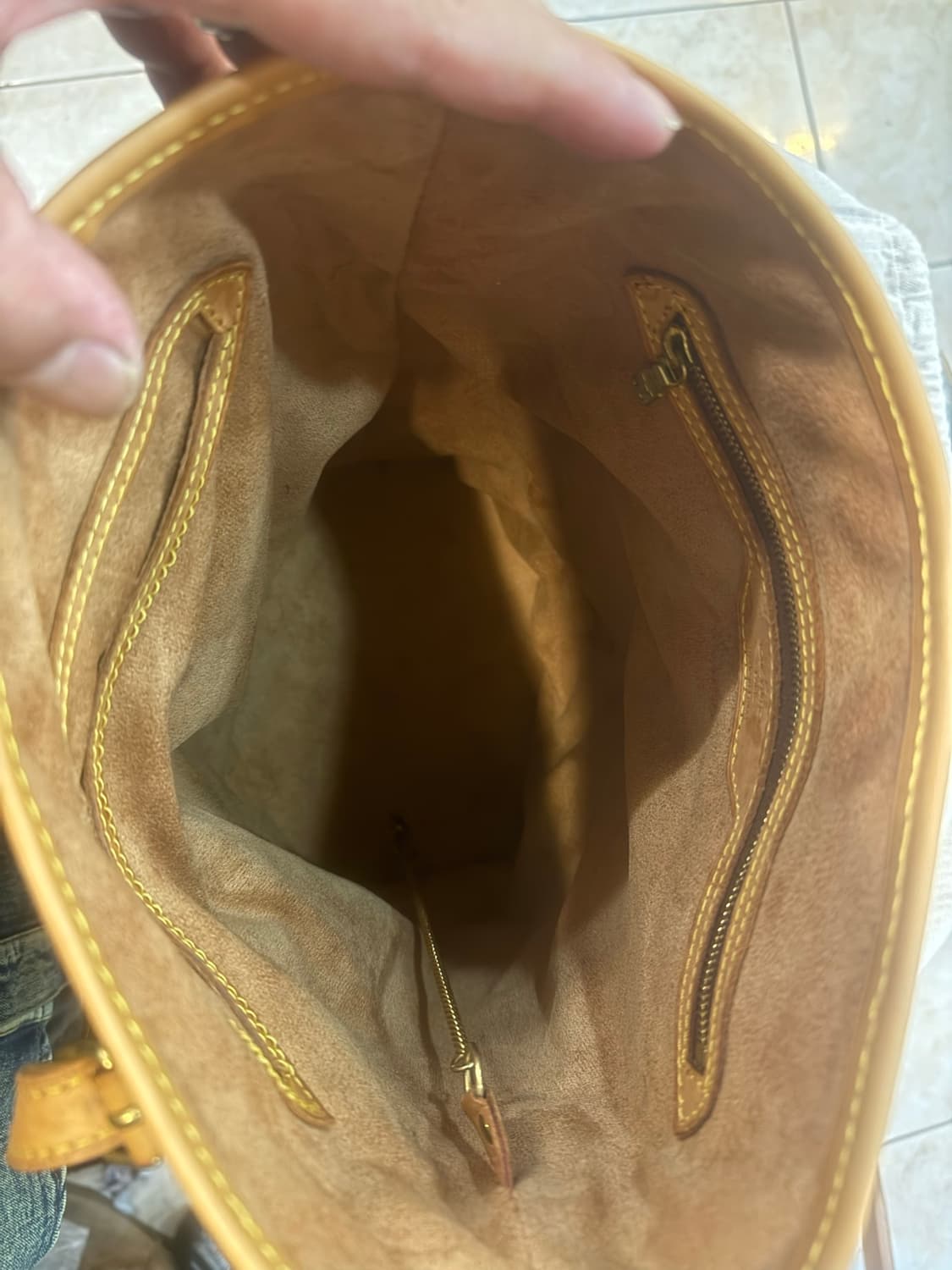 정품 루이비통 버킷 숄더백 팝니다 상품이미지6
