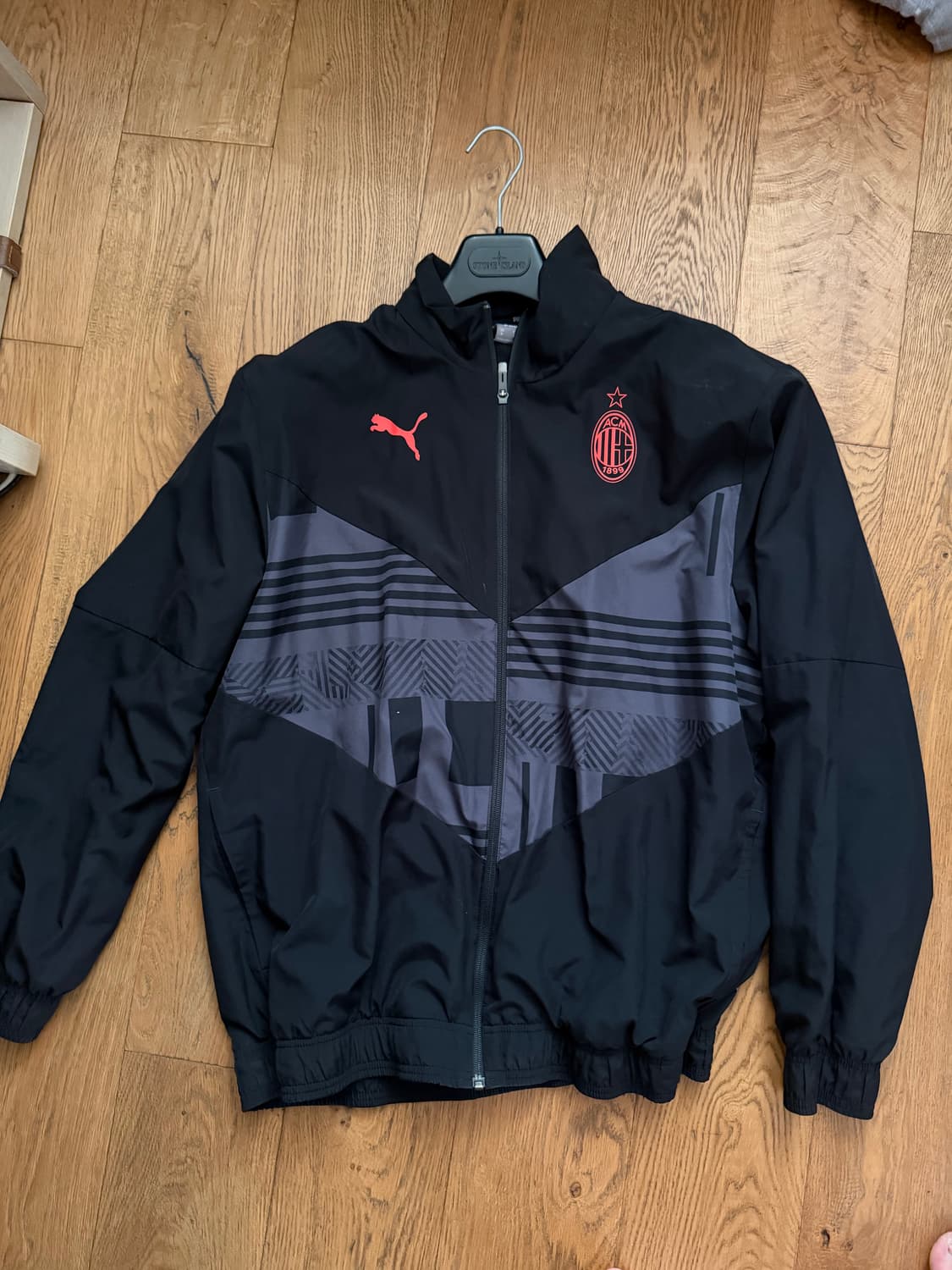 Ac밀란 바람막이 상품이미지1