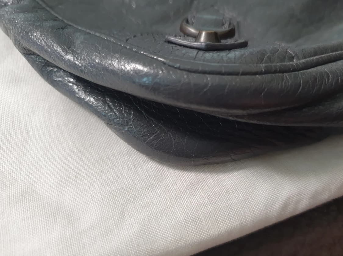 BALENCIAGA 발렌시아가 힙 크로스백 블랙 상품이미지7