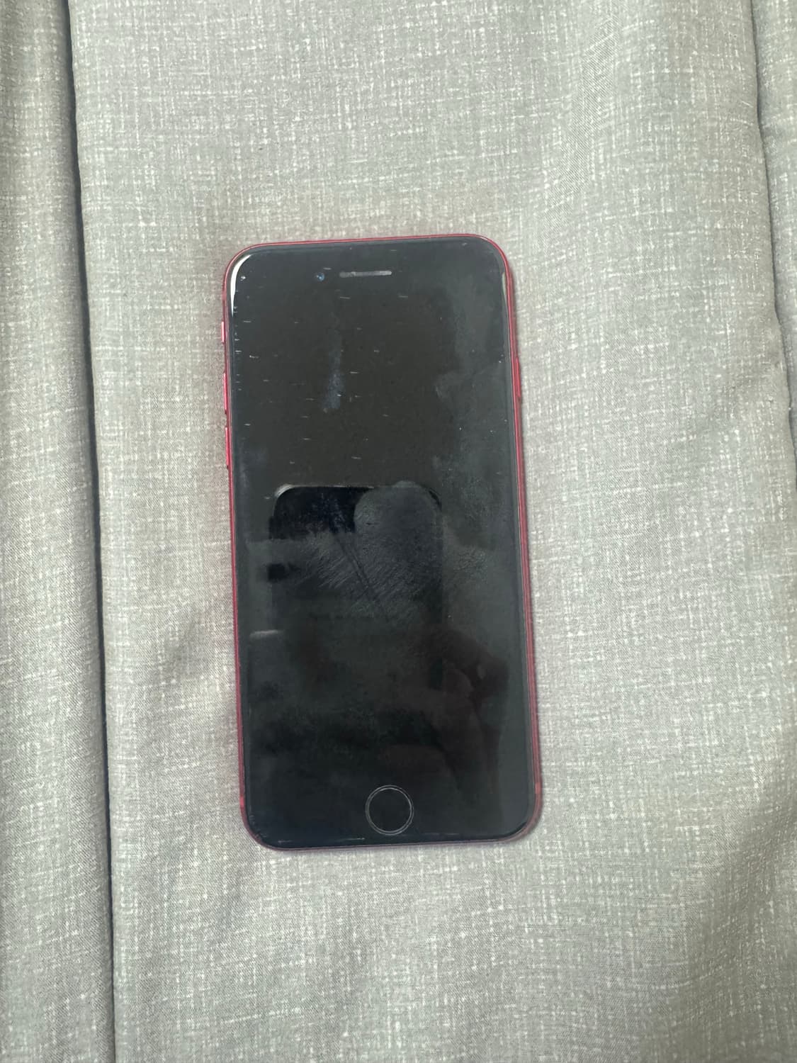 iPhone se 3레드 상품이미지3
