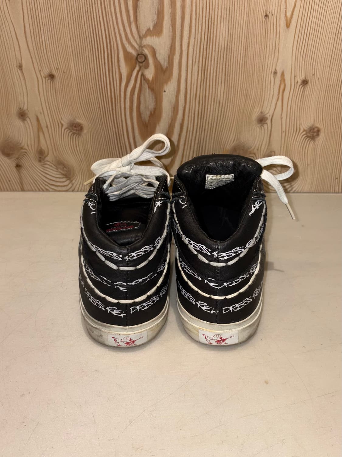 트루릴리젼 미드탑 스니커즈 상품이미지4