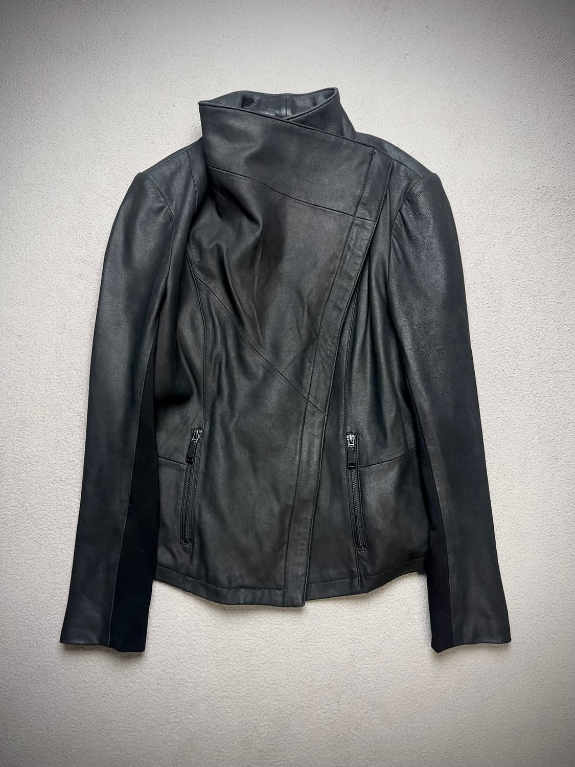 [S] T TAHARI 하이넥 레더자켓 - 양가죽자켓 상품이미지2