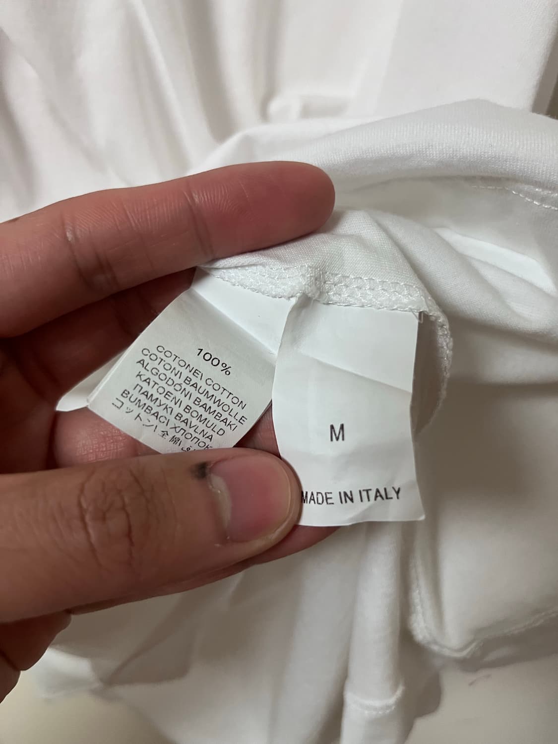 브루넬로 쿠치넬리 브이넥 티셔츠 상품이미지5