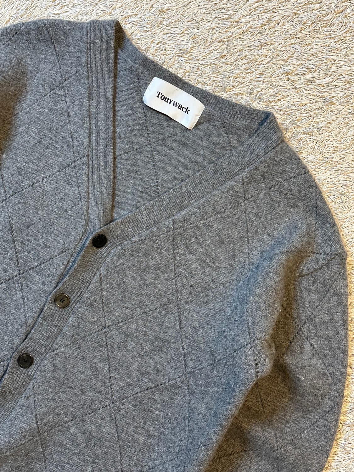 토니웩 TONYWACK 슬래시 아가일 캐시미어 가디건 그레이 상품이미지2