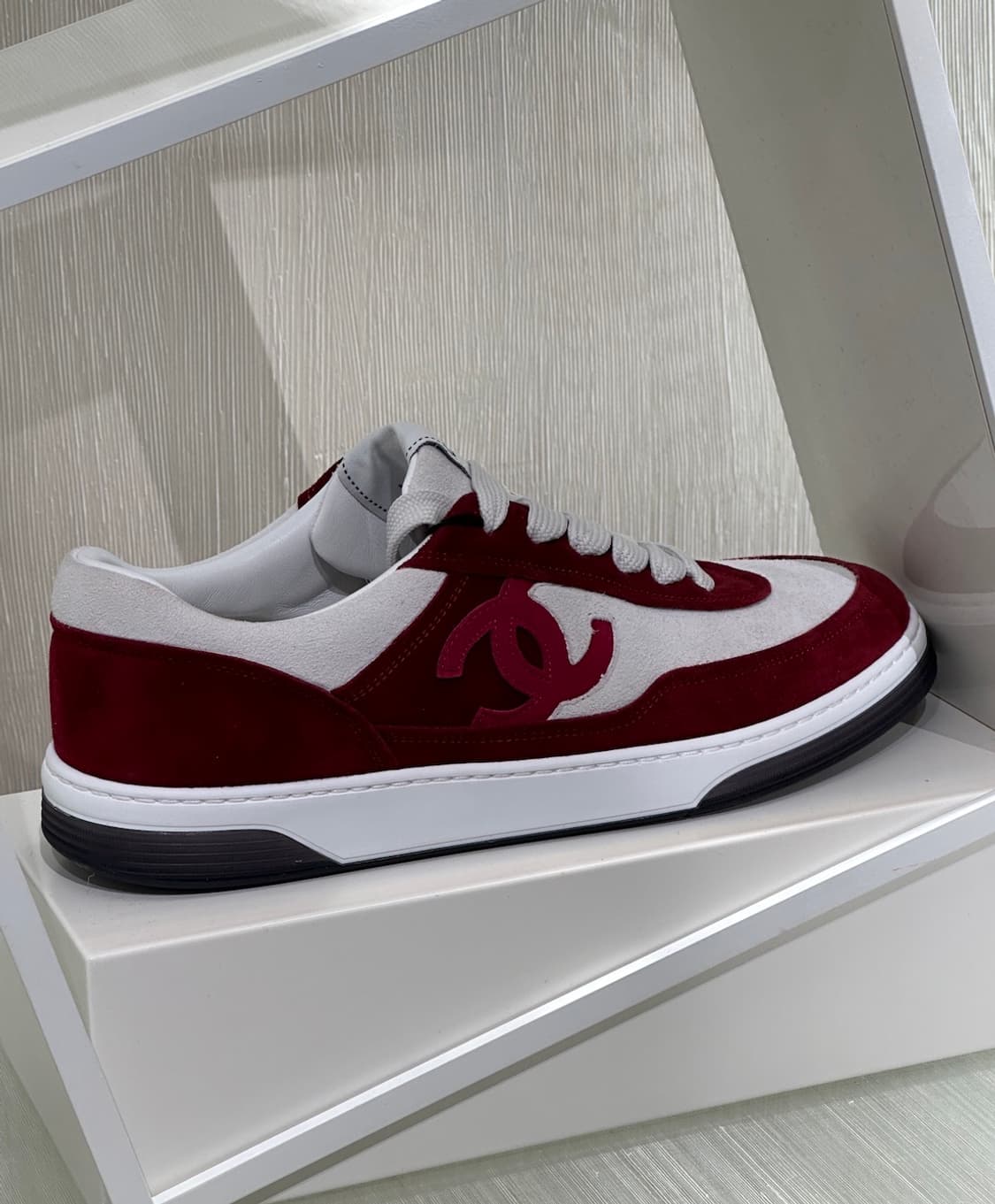 샤넬 키드스킨 스니커즈 버건디 41사이즈 상품이미지1