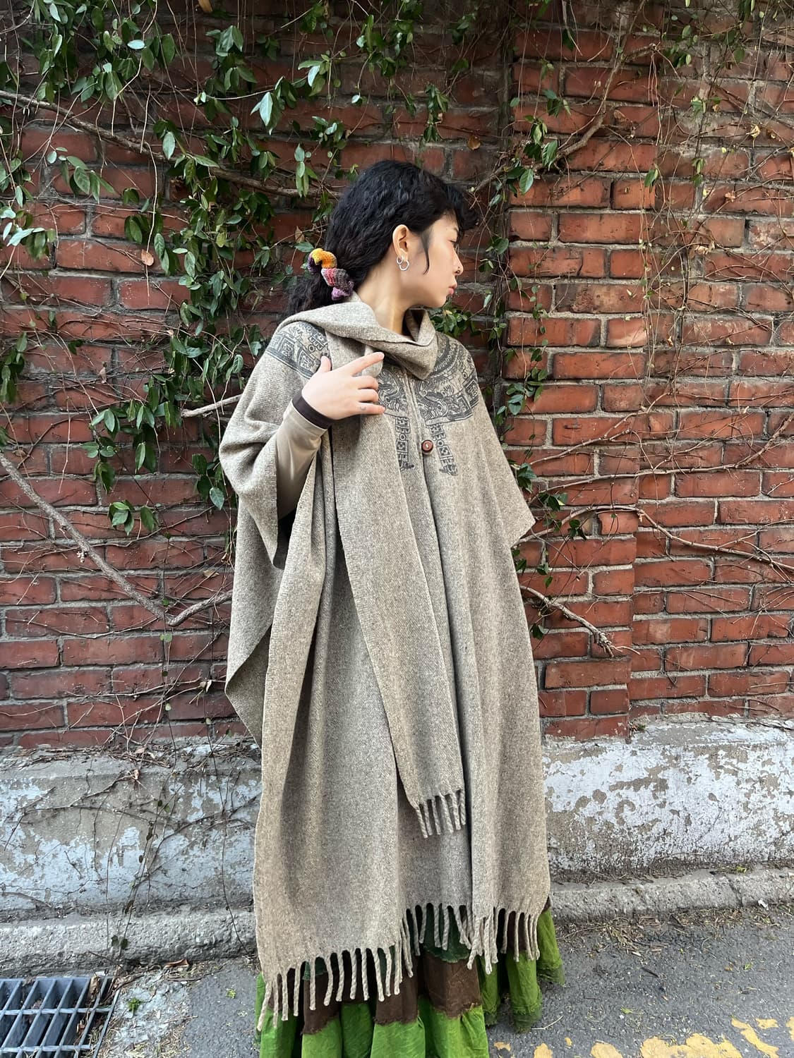 히피 문양 포인트 롱 모직 케이프 상품이미지1