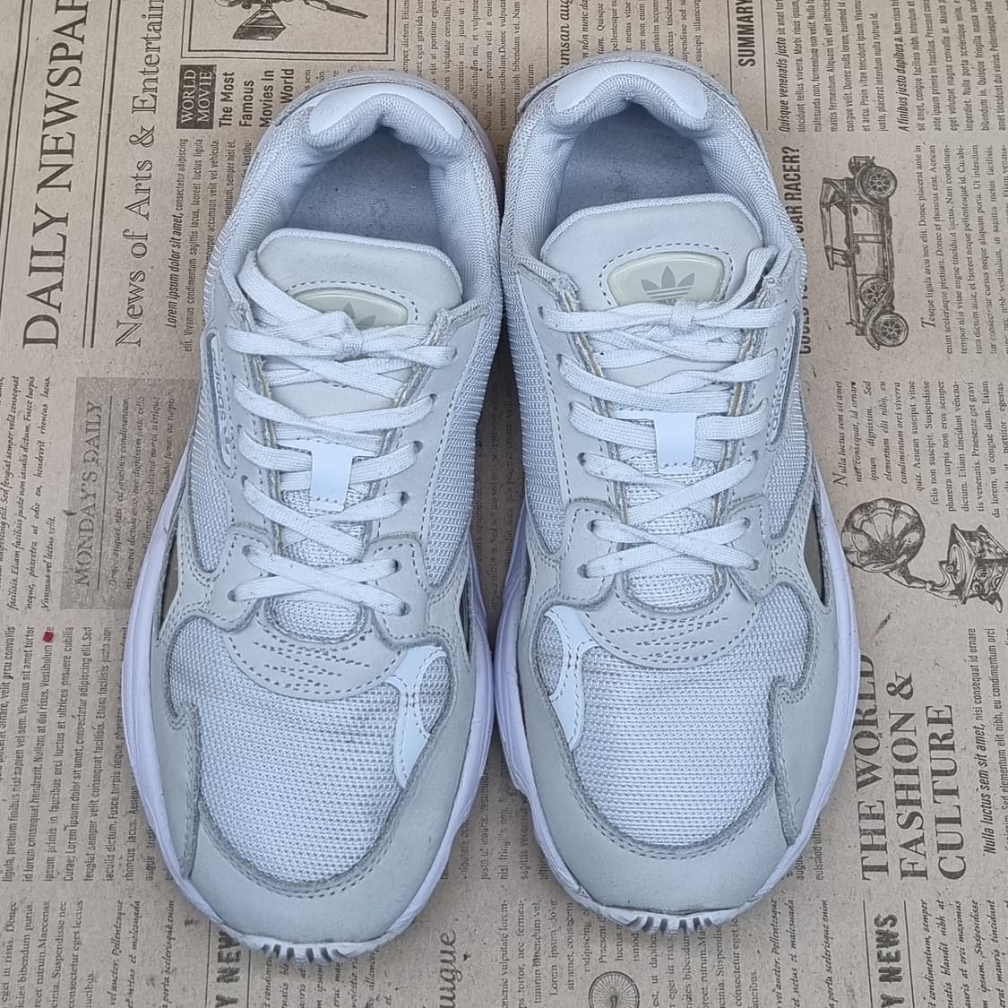 아디다스 팔콘 여성운동화235  상품이미지2