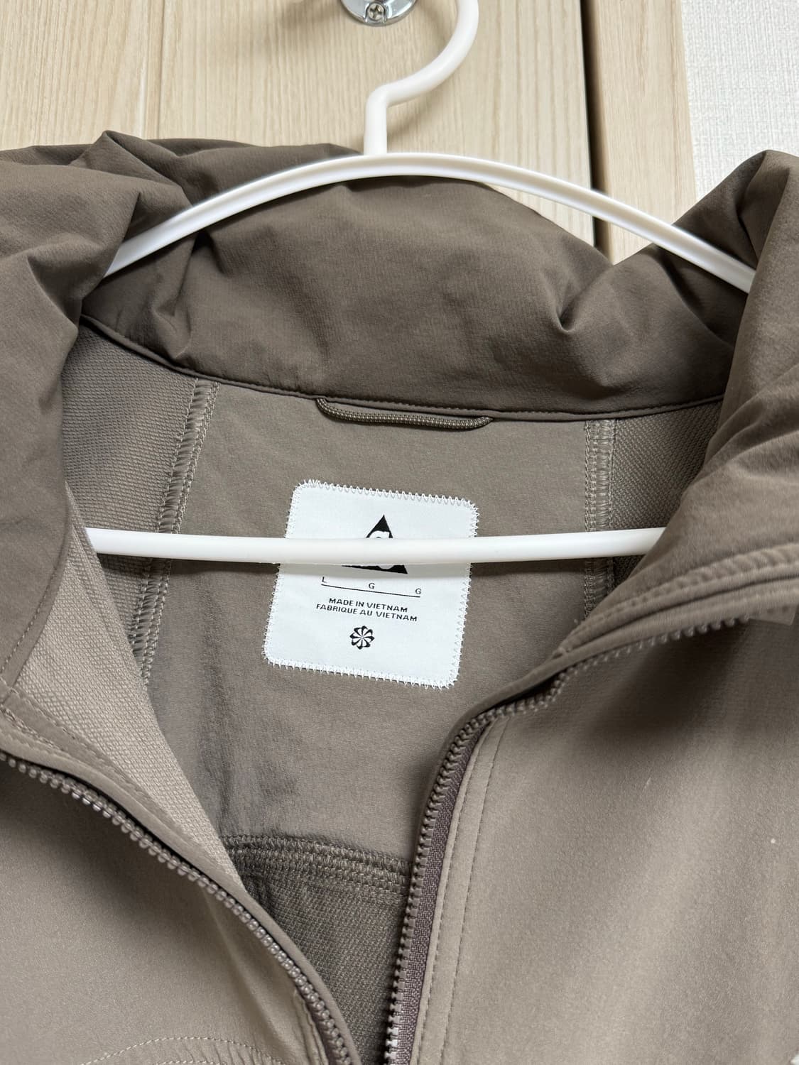 [L] 나이키 ACG 썬 페어러 자켓 아이언스톤 상품이미지3